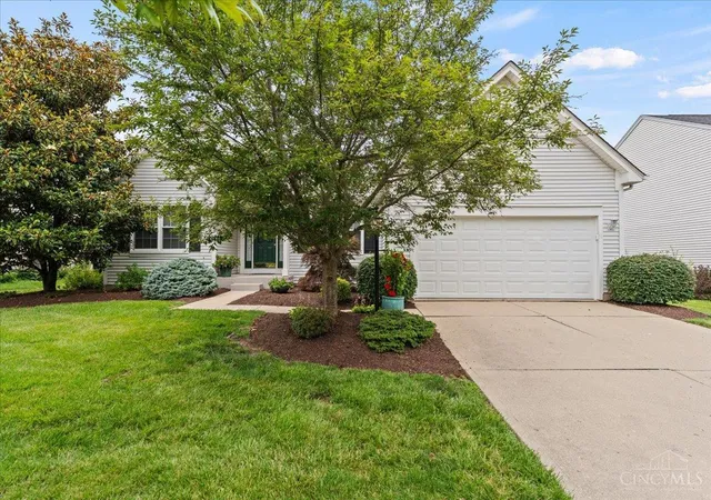 Homes for sale in Deerfield Twp., OH | 8185 Summer View Dr, Deerfield Twp., OH 45040 | MLS# 1884558