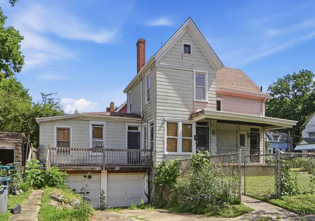 Photo 1 of Single family home for sale at 1626 Brewster Ave, Cincinnati, OH 45207 | MLS# 1885351 | Listing updated on 2026-10-27
