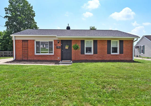 1st image of 73 Miamiview Dr, Loveland, OH 45140 | MLS# 1885354