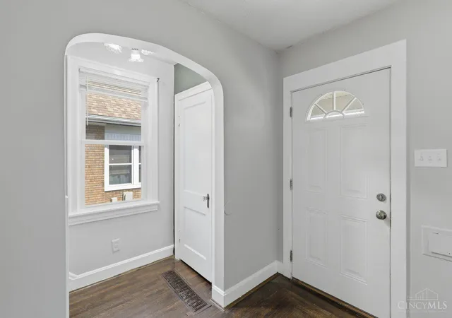 3rd image of 1714 Waltham Ave, North College Hill, OH 45239 | MLS# 1885384