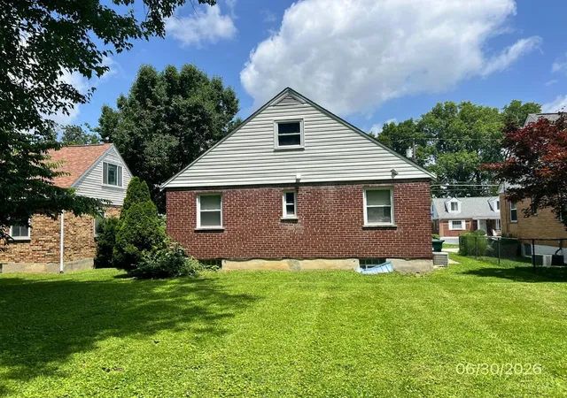 Photo 3 of Sale Pending at 5153 Highview Dr, Cincinnati, OH 45238 | MLS# 1885399 | Listing updated on 2026-07-30