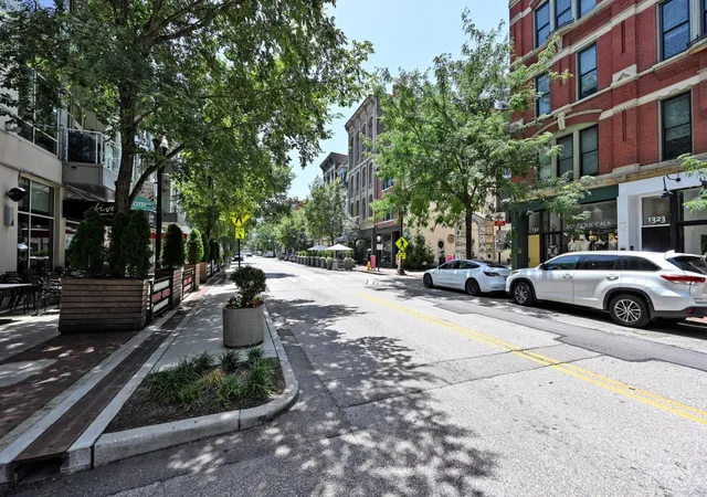 27th image of 1326 Vine St #B, Cincinnati, OH 45202 | MLS# 1885319