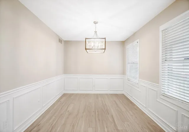 5th image of 220 Auburn Meadows Ct, Carlisle, OH 45005 | MLS# 1885393