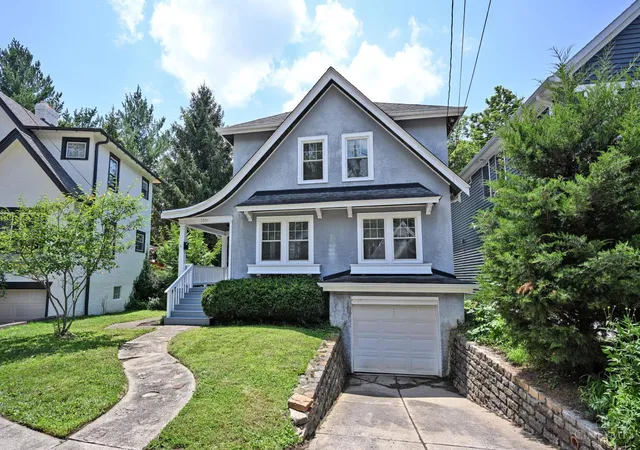 2nd image of 3551 Rawson Pl, Cincinnati, OH 45209 | MLS# 1885422