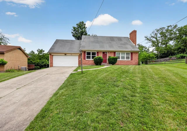 2nd image of 5406 Bluebird Ln, Cincinnati, OH 45239 | MLS# 1884428