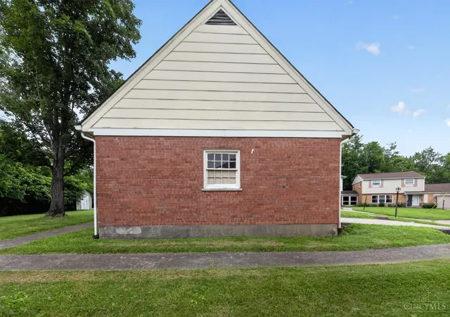 5th image of 5406 Bluebird Ln, Cincinnati, OH 45239 | MLS# 1884428