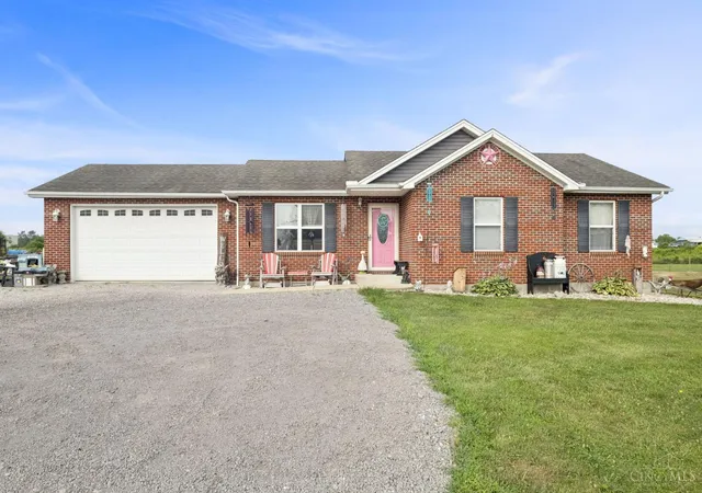Homes for sale in Lewis Twp, OH | 682 Ohio 756, Lewis Twp, OH 45120 | MLS# 1885433