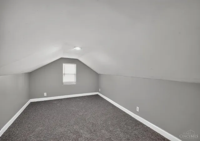 5th image of 1723 Ashbrook Dr, Cincinnati, OH 45238 | MLS# 1881641
