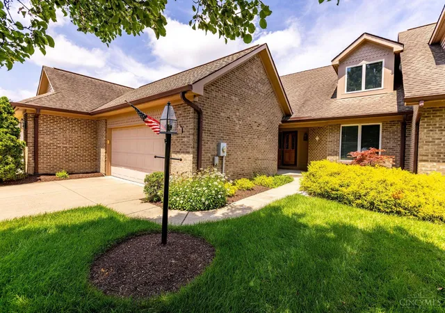 1st image of 135 Wayside Cir #78, Hamilton, OH 45013 | MLS# 1885424
