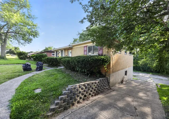2nd image of 6633 Daly Rd, Cincinnati, OH 45224 | MLS# 1882412