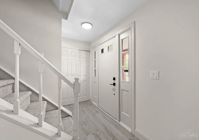 Photo 3 of Single family home for sale at 1581 Lemontree Dr, Cincinnati, OH 45240 | MLS# 1883961 | Listing updated on 2026-09-05