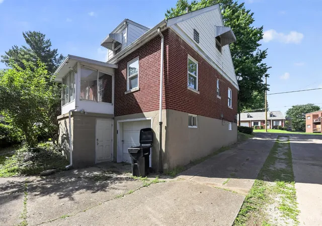 2nd image of 3315 Queen City Ave, Cincinnati, OH 45238 | MLS# 1883716