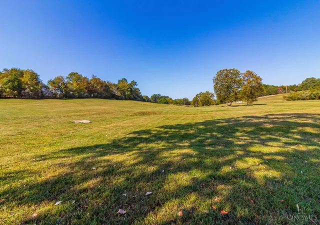 5th image of 2 Chapparal Rd, West Union, OH 45693 | MLS# 1885438
