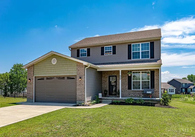 3rd image of 318 Brampton Pl, Trenton, OH 45067 | MLS# 1885449