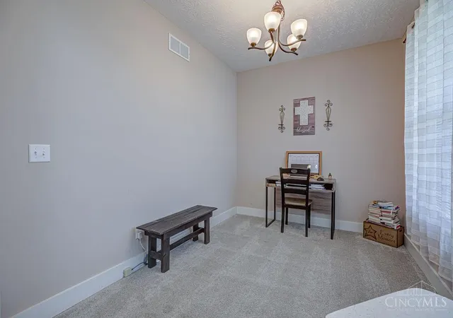 5th image of 318 Brampton Pl, Trenton, OH 45067 | MLS# 1885449
