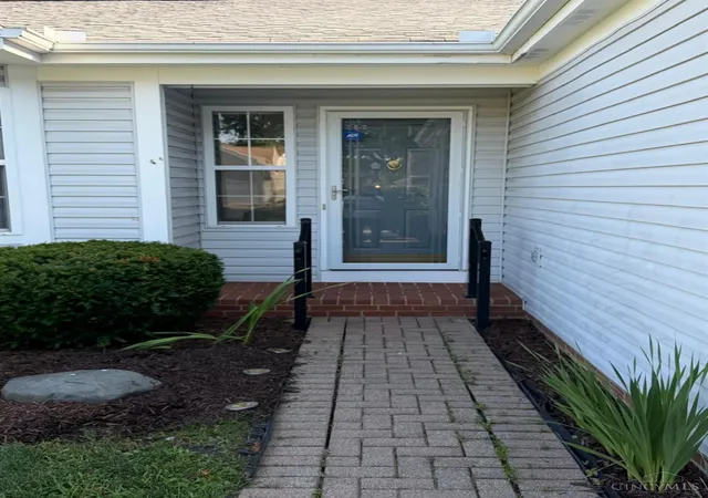 Homes for sale in Deerfield Twp., OH | 5846 Deerfield Village Dr, Deerfield Twp., OH 45040 | MLS# 1882135