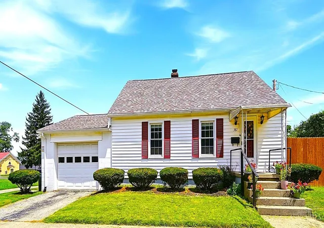 2nd image of 387 Elm St, Wilmington, OH 45177 | MLS# 1884900