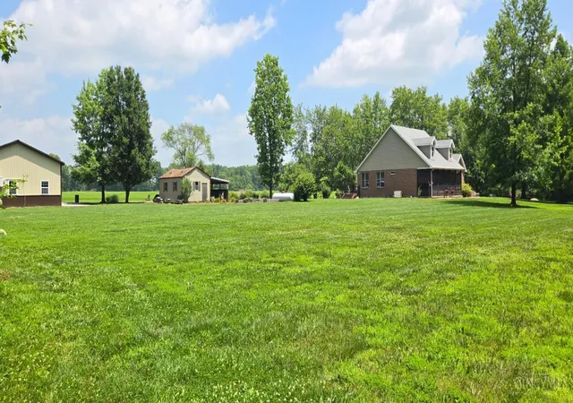 Homes for sale in Perry Twp, OH | 3157 Us Route 50, Perry Twp, OH 45118 | MLS# 1885172