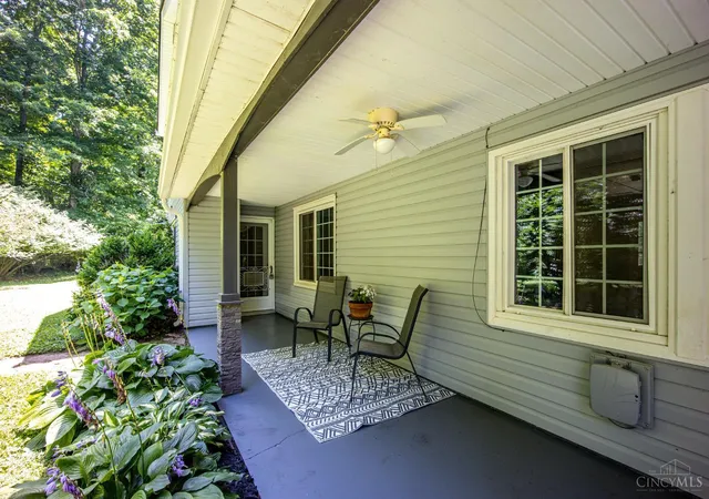 2nd image of 887 Oxford Middletown Rd, Milford Twp, OH 45013 | MLS# 1885278
