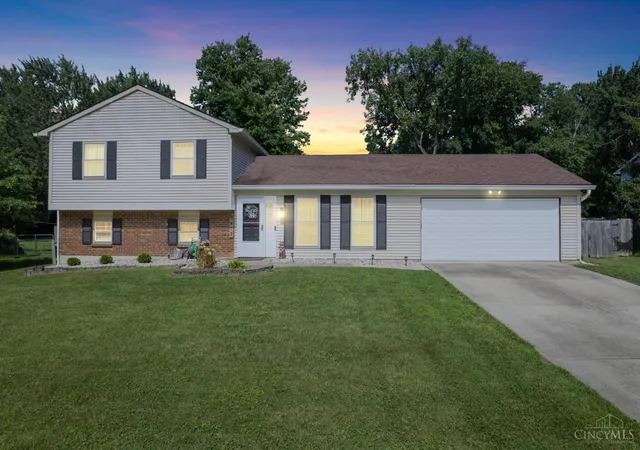 Homes for sale in Union Twp, OH | 3871 Pin Oak Dr, Union Twp, OH 45102 | MLS# 1885471