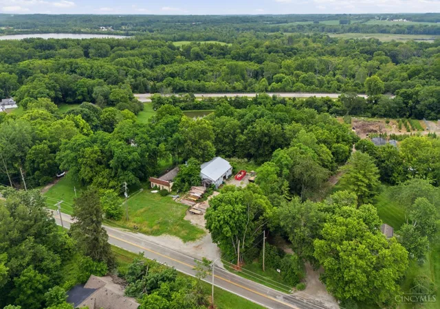 Homes for sale in Wayne Twp, OH | 9754 N Cincinnati Columbus Rd, Wayne Twp, OH 45068 | MLS# 1885436