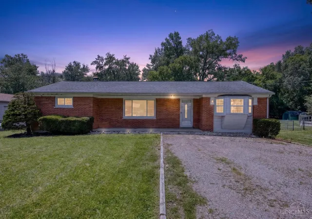 Homes for sale in Hamilton Twp, OH | 7969 Sycamore St, Hamilton Twp, OH 45039 | MLS# 1885493