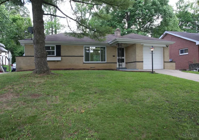 Homes for sale in Cincinnati, OH | 3347 Gerold Dr, Cincinnati, OH 45238 | MLS# 1885512