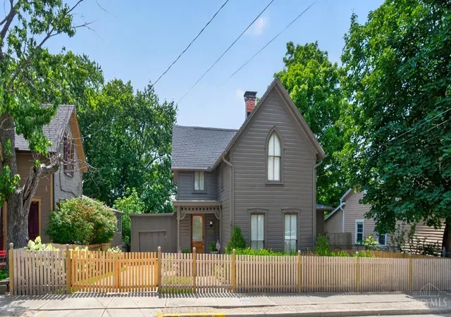 1st image of 130 N Main St, Waynesville, OH 45068 | MLS# 1885513