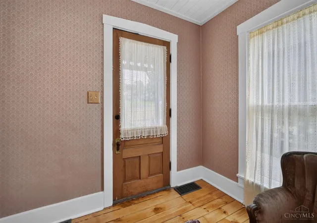 3rd image of 130 N Main St, Waynesville, OH 45068 | MLS# 1885513