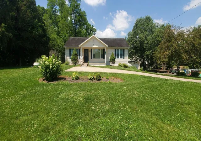 2nd image of 11949 Jacksonburg Rd, Middletown, OH 45042 | MLS# 1885531