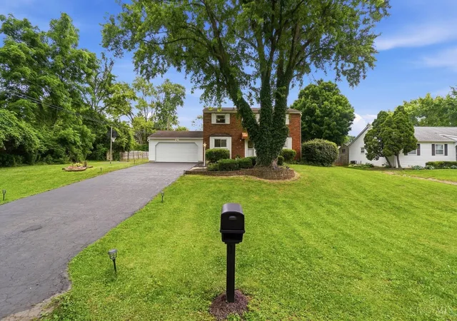 Homes for sale in Reynoldsburg, OH | 820 Critchfield Rd, Reynoldsburg, OH 43213 | MLS# 1885542