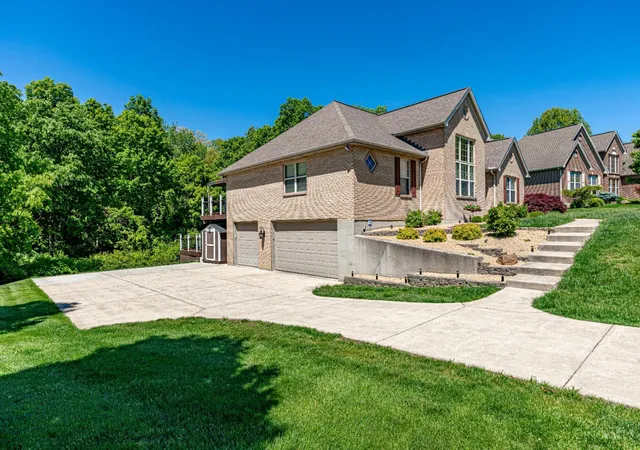 4th image of 24563 Park Pl Estates Dr, Lawrenceburg, IN 47025 | MLS# 1885558