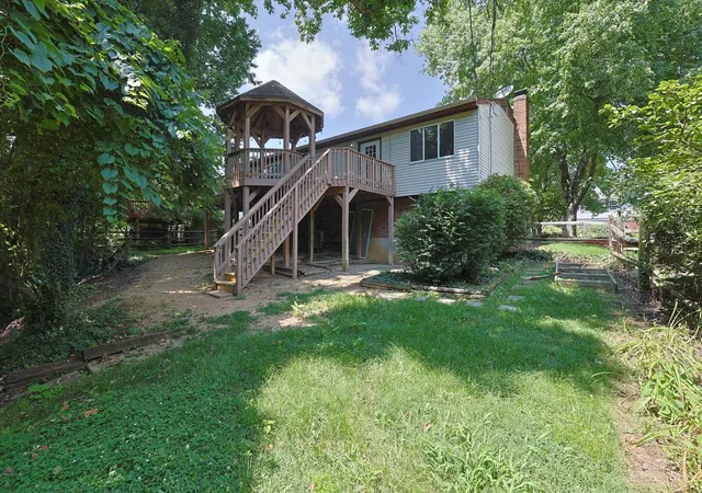 Homes for sale in Anderson Twp, OH | 7807 Heatherglen Dr, Anderson Twp, OH 45255 | MLS# 1885557