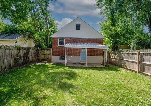 Homes for sale in Norwood, OH | 5702 Hunter Ave, Norwood, OH 45212 | MLS# 1885299