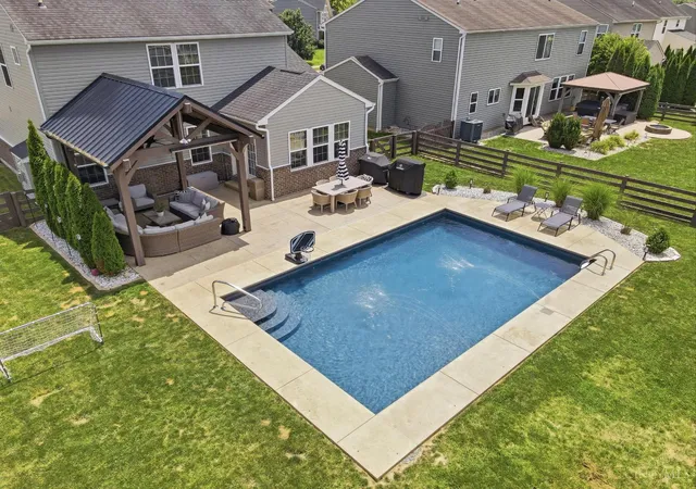 3rd image of 1219 Michael Dr, Harrison, OH 45030 | MLS# 1885575