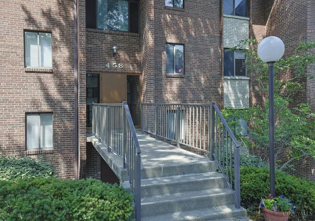 Homes for sale in Cincinnati, OH | 458 Grand Ave #1, Cincinnati, OH 45205 | MLS# 1885587