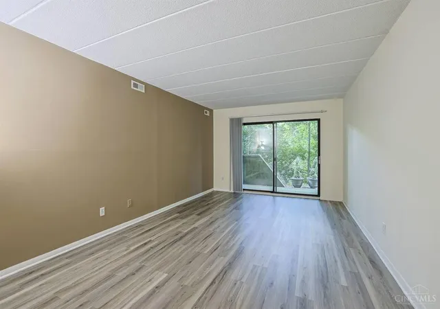 Homes for sale in Cincinnati, OH | 458 Grand Ave #1, Cincinnati, OH 45205 | MLS# 1885587