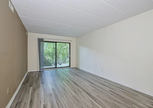 Homes for sale in Cincinnati, OH | 458 Grand Ave #1, Cincinnati, OH 45205 | MLS# 1885587