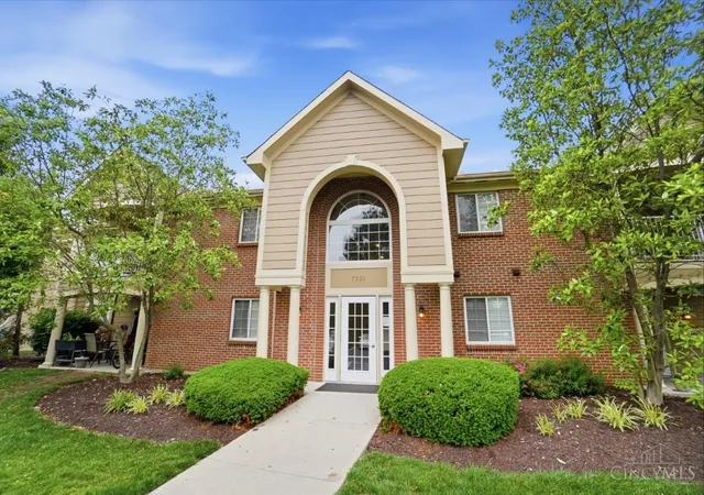 Homes for sale in West Chester, OH | 7331 Chatham Ct #B, West Chester, OH 45069 | MLS# 1885585