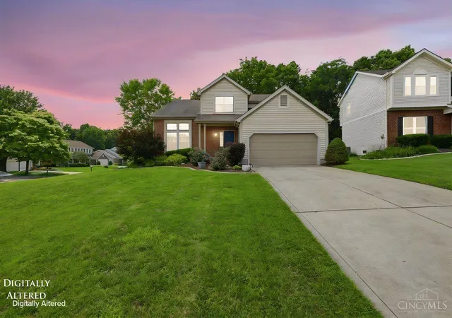 Homes for sale in West Chester, OH | 7857 Glen Oaks Ct, West Chester, OH 45069 | MLS# 1885586