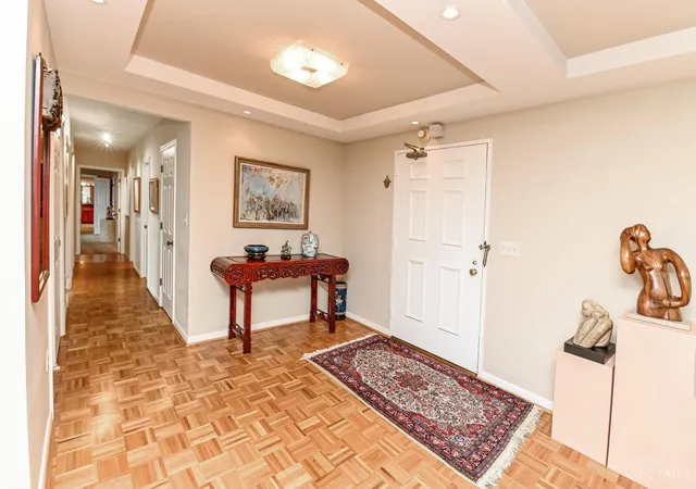 2nd image of 2444 Madison Rd #507, Cincinnati, OH 45208 | MLS# 1885065