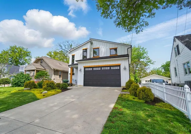 Homes for sale in Blue Ash, OH | 4846 Myrtle Ave, Blue Ash, OH 45242 | MLS# 1885538