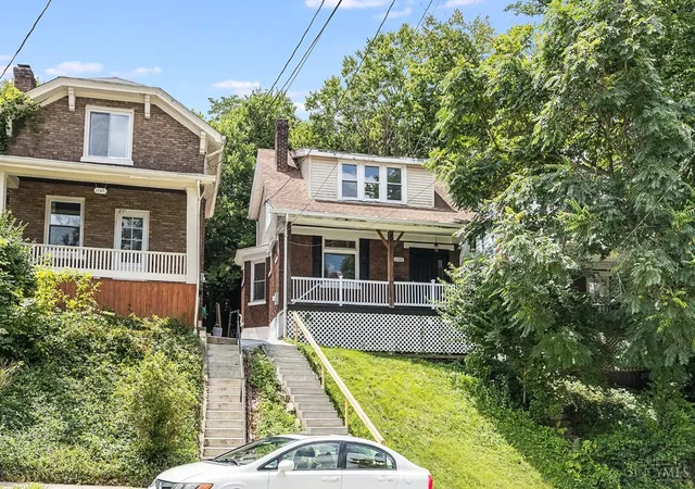 2nd image of 1743 Hopkins Ave, Cincinnati, OH 45212 | MLS# 1885675