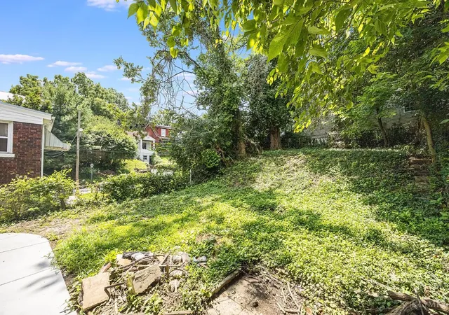 38th image of 1747 Hopkins Ave, Cincinnati, OH 45212 | MLS# 1885649