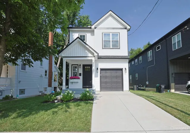 Homes for sale in Cincinnati, OH | 5213 Whetsel Ave, Cincinnati, OH 45227 | MLS# 1885598