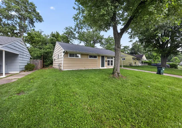 Homes for sale in Springfield Twp., OH | 8760 Grenada Dr, Springfield Twp., OH 45231 | MLS# 1883697