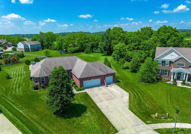 Homes for sale in Lebanon, OH | 1525 Spectacular Bid Ct, Lebanon, OH 45036 | MLS# 1885617