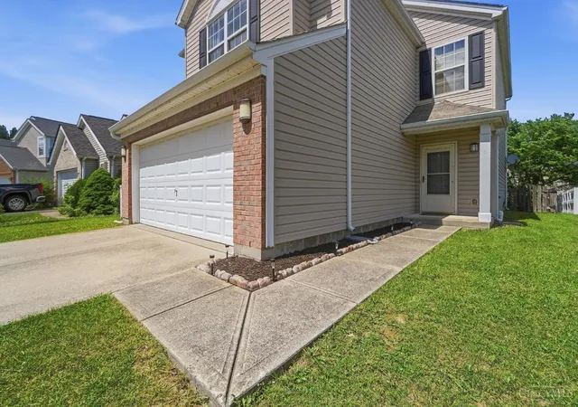 Homes for sale in Goshen Twp, OH | 3035 Tenor Dr, Goshen Twp, OH 45140 | MLS# 1879711
