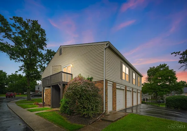 Homes for sale in Fairfield, OH | 72 Sunnyside Dr, Fairfield, OH 45014 | MLS# 1880341