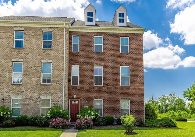 Homes for sale in West Chester, OH | 9557 Union Park, West Chester, OH 45069 | MLS# 1885772